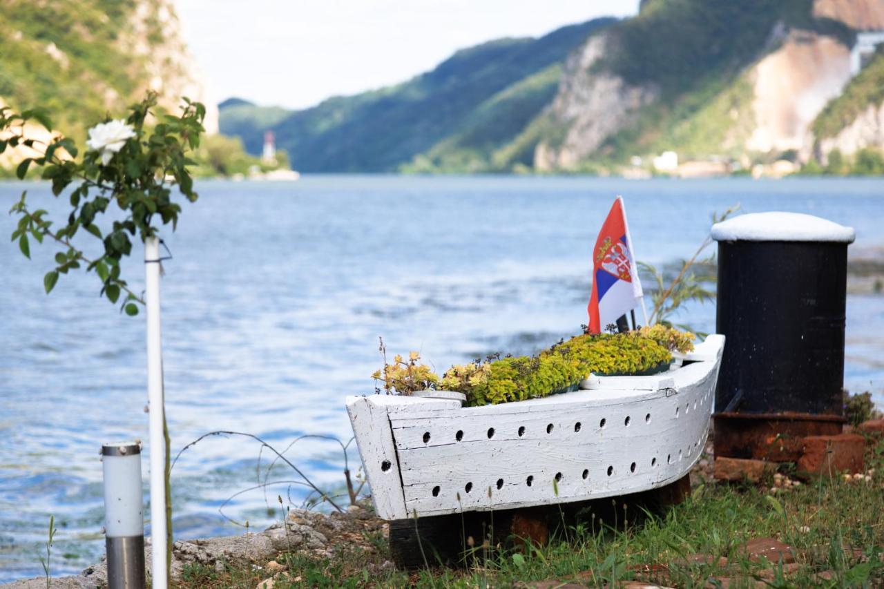 Apartman Barka Golubac Extérieur photo